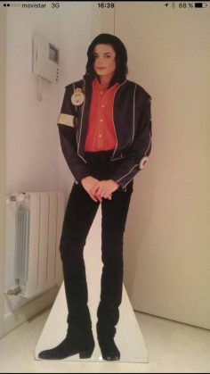 CARTÓN MICHAEL JACKSON